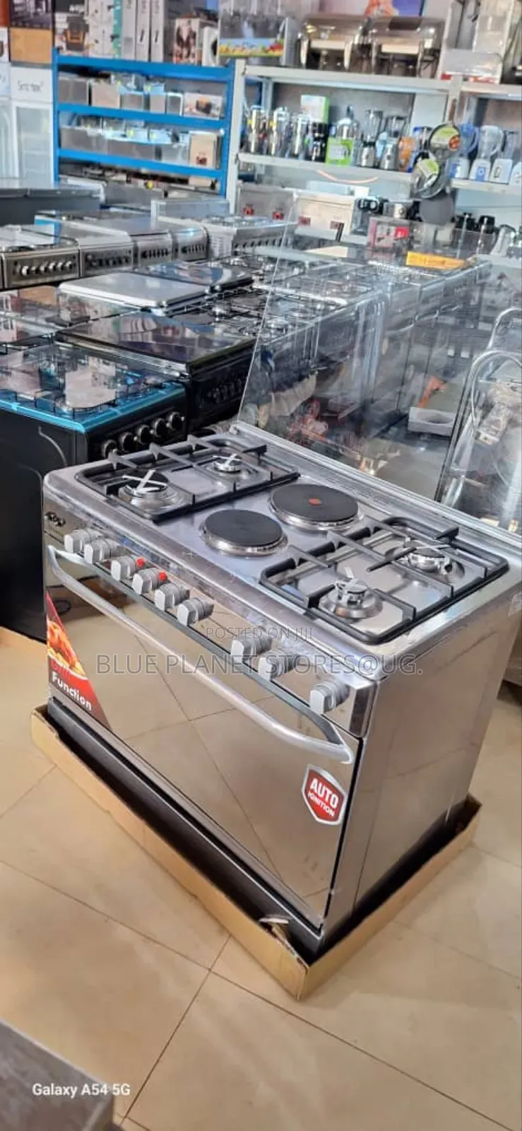Saachi 4 Gas + 2 Solid Plates Automatic Cookers \\ 90cm×60cm