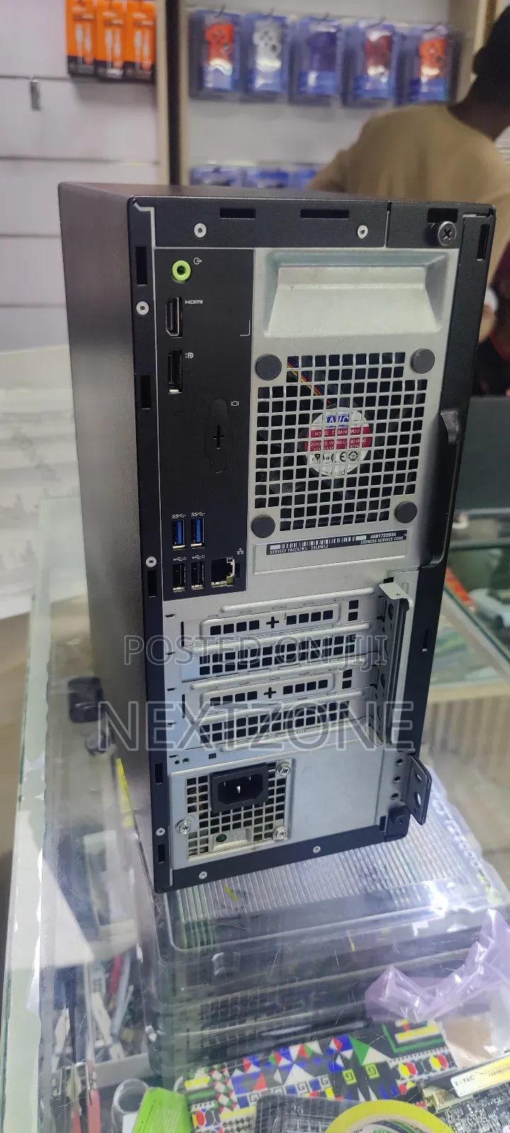 Desktop Computer Dell OptiPlex 3050 16GB Intel Core i7 HDD 500GB