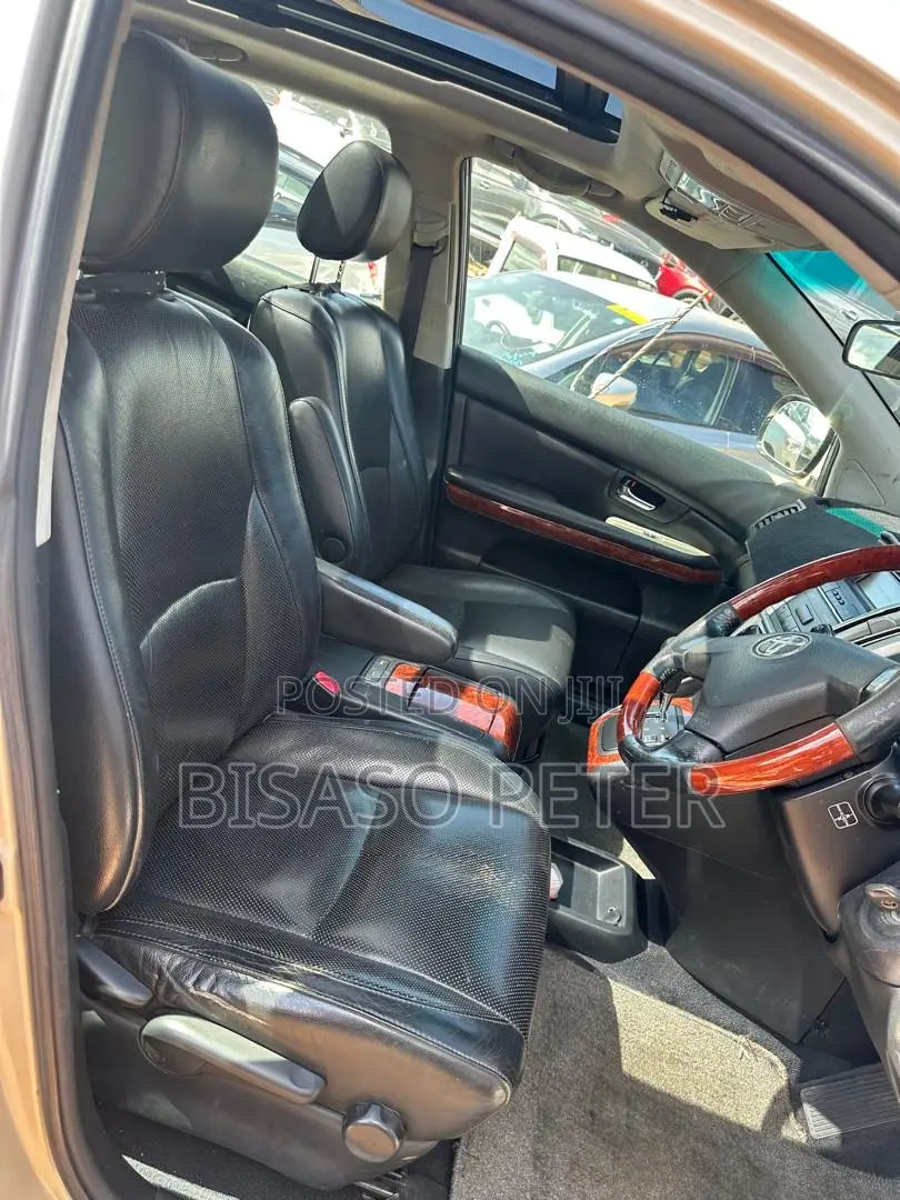 Toyota Harrier 2.4 2012 Gold