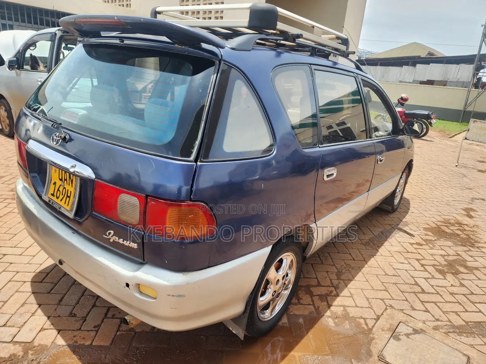 Toyota Ipsum 1999 Blue