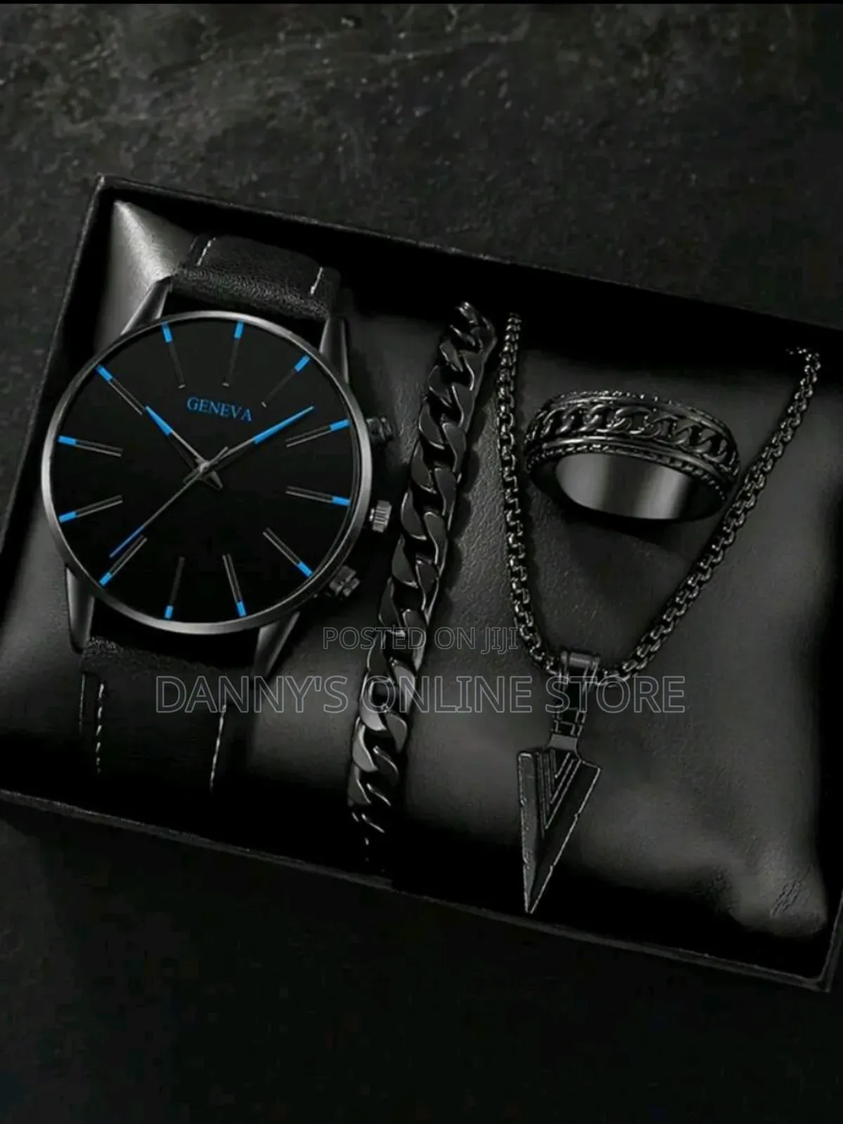 4pcs Men Fashion Set Round Dial Casual Faux Leather Quartz