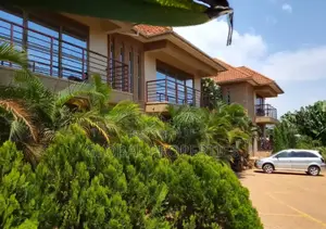 2bdrm Apartment in Kyambongo Rd, Central Division for rent