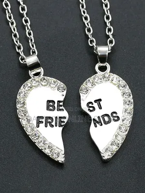 2pcs Fashionable Heart Shaped Best Friend Pendant Necklace