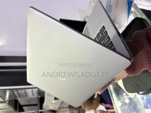 Laptop Dell Latitude 5330 16GB Intel Core I7 SSD 512GB