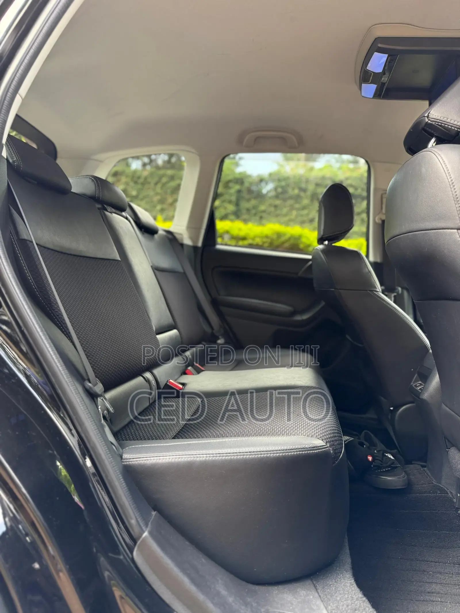 Subaru Forester 2017 Black