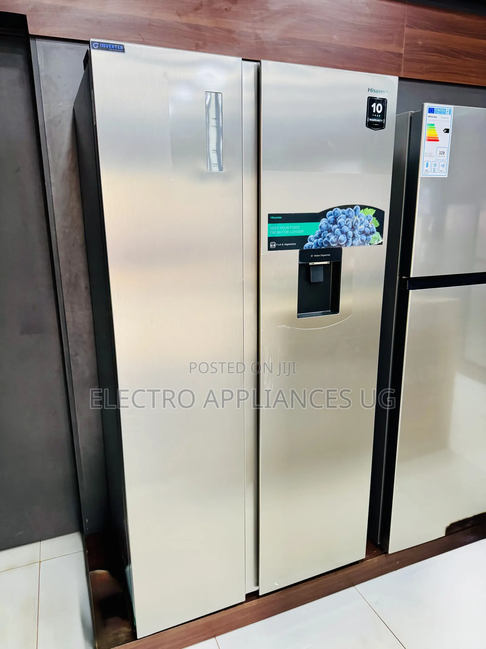 Hisense 750 Side by Side Refrigerator.