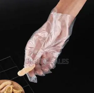 100pcs Disposable Gloves.