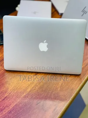 New Laptop Apple MacBook 2015 4GB Intel Core I5 SSD 256GB