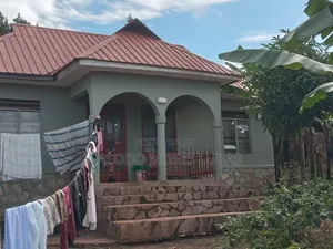 2bdrm Bungalow in Bugembe, Jinja for sale
