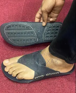 Men’S Clarks Leather Slipper Sandals