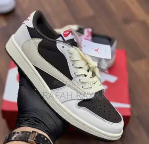 Nike Air Jordan 1 Low X Travis Scott “Reverse Mocha” Sneaker