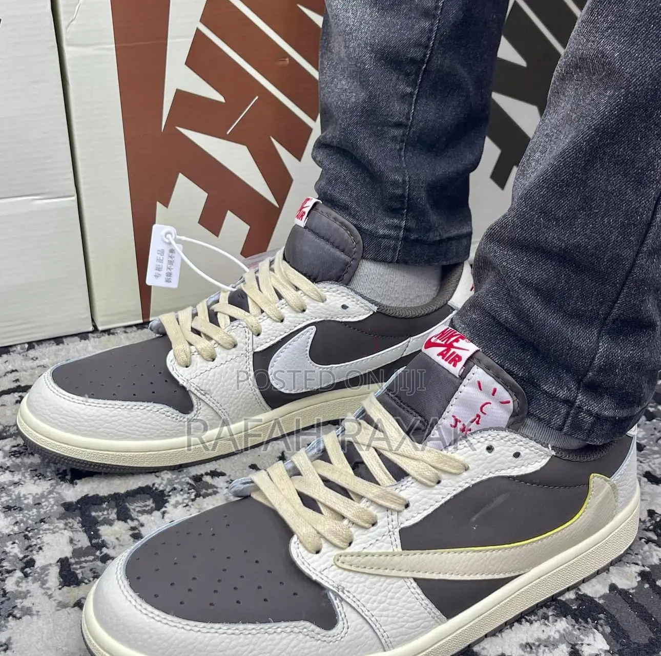 Unisex Jordan 1 Low X Cactus Jack Travis Scott Mocha Sneaker