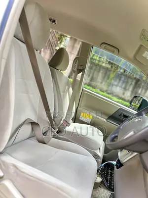 Toyota Noah 2011 White