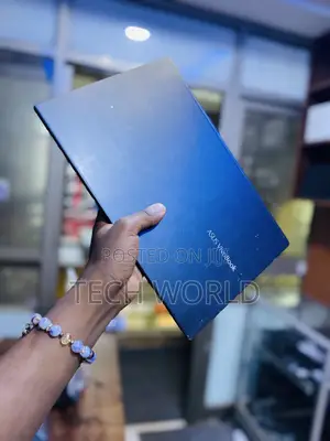 Laptop Asus VivoBook E12 E203NAH 8GB Intel Core I3 SSD 256GB