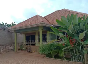 2bdrm Bungalow in Kyaliwajala Kira, Central Division for rent