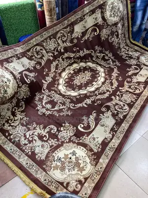 Brown Center Carpets