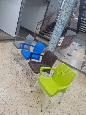 Outdoor Bars and Restaurant Plastic Chairs Plastic Chairs