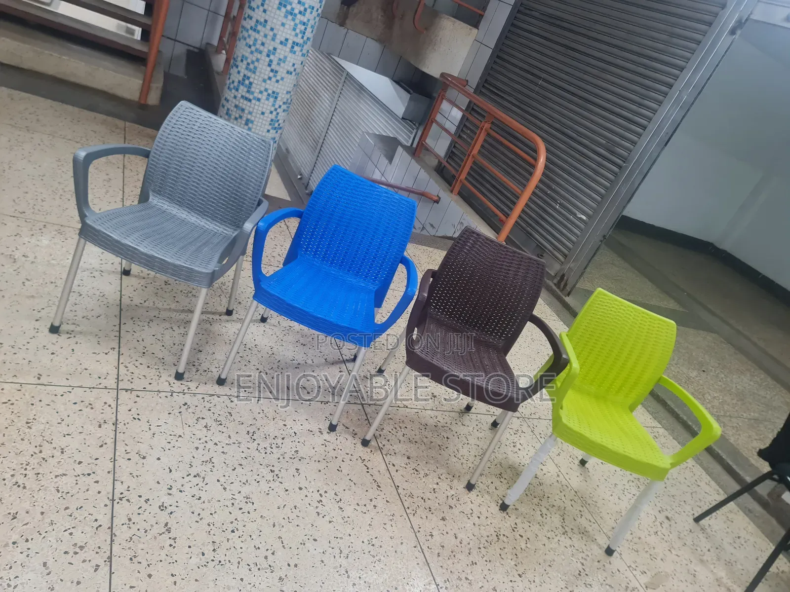 Outdoor Bars and Restaurant Plastic Chairs Plastic Chairs