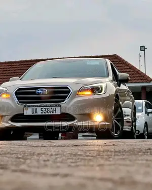 Subaru Legacy 2016 Gold