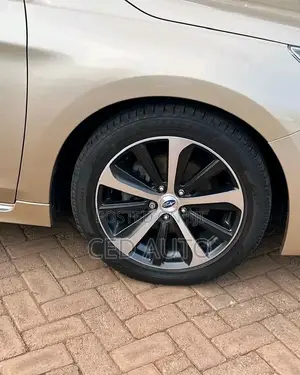 Subaru Legacy 2016 Gold