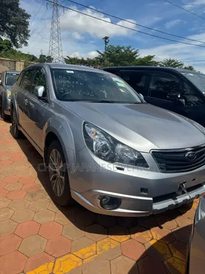 Subaru Outback 2.5i Premium PZEV 2012 Silver