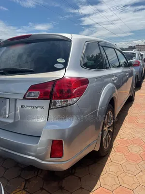 Subaru Outback 2.5i Premium PZEV 2012 Silver
