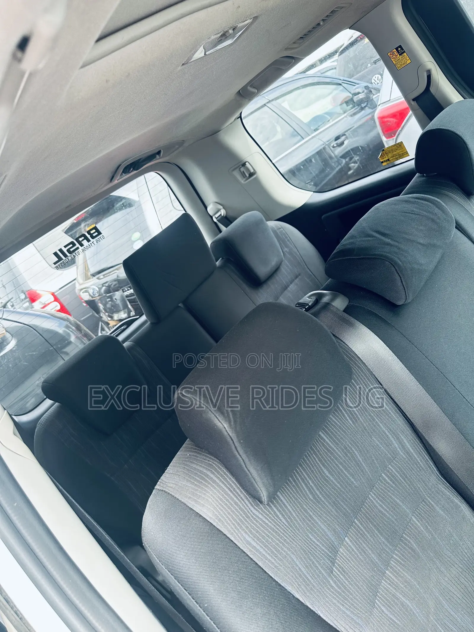 Toyota Noah 2012 White
