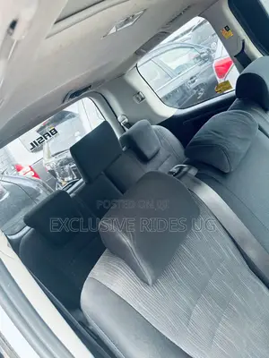 Toyota Noah 2012 White