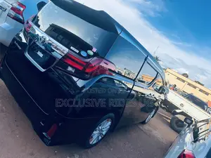 Toyota Alphard 2017 Black