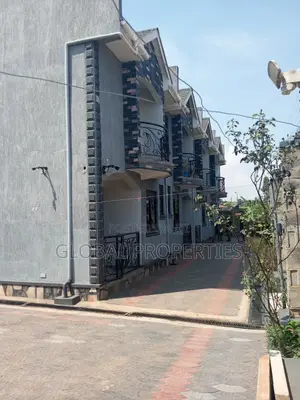 2bdrm Duplex in Naalya Estate, Central Division for rent