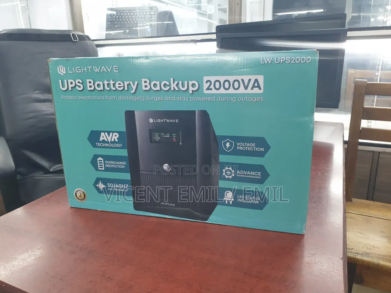 Ups Battery Backup Lightwave 2000va