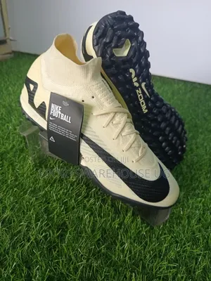 Soccerboots