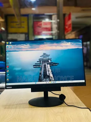 New Lenovo ThinkStation D30 8GB Intel Core I5 SSD 256GB