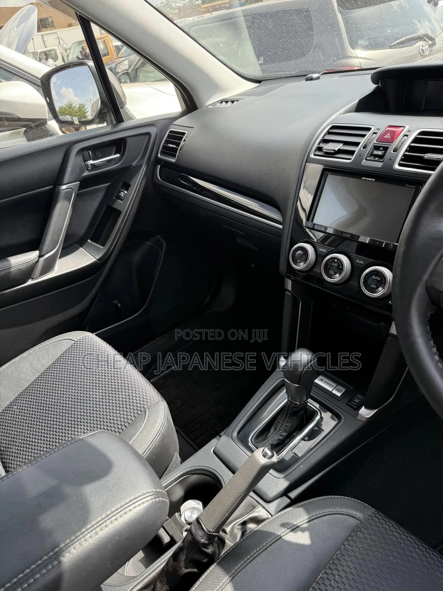 Subaru Forester 2017 Gray