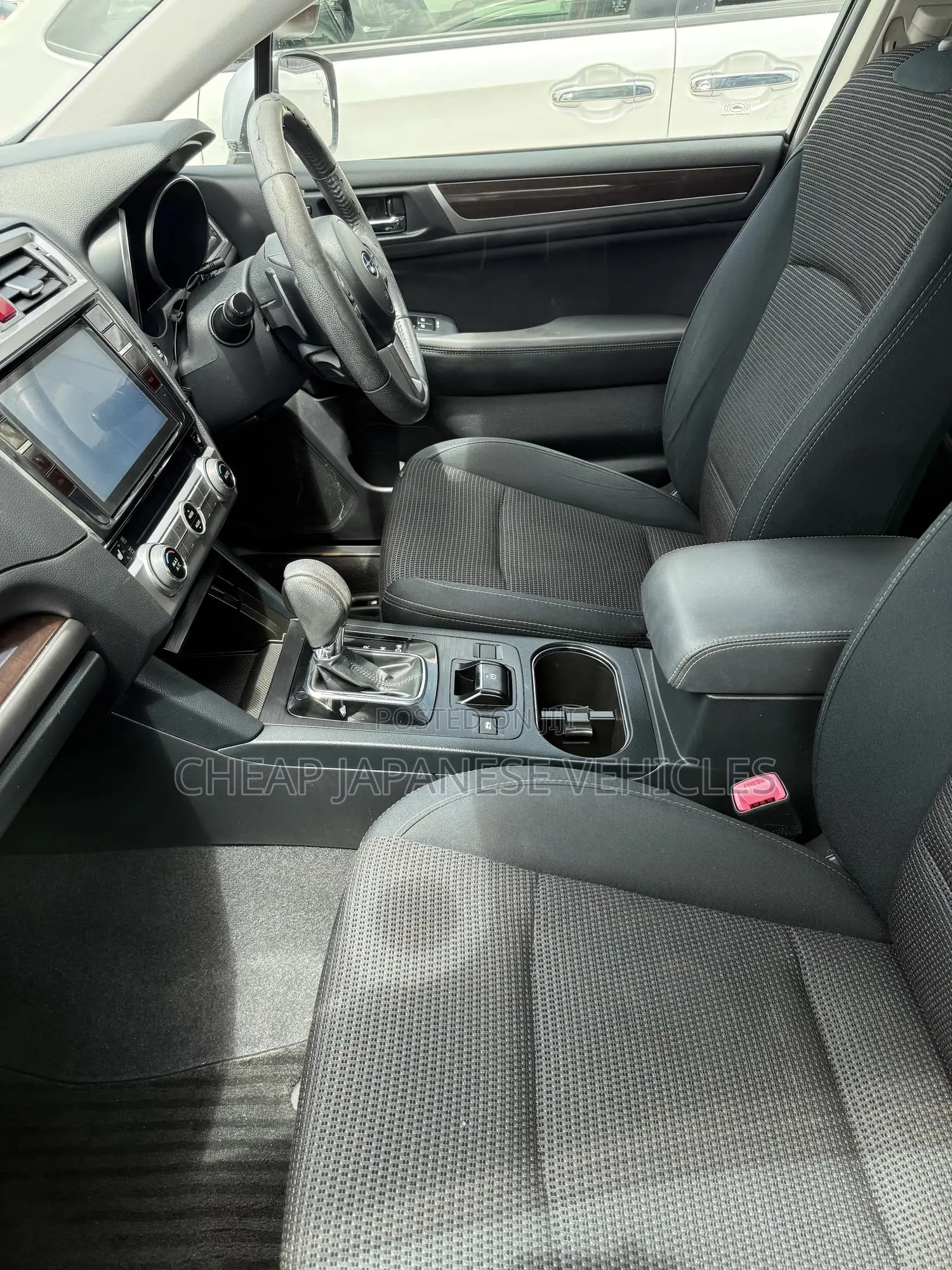 Subaru Legacy 2.5i Premium AWD 2017 Silver