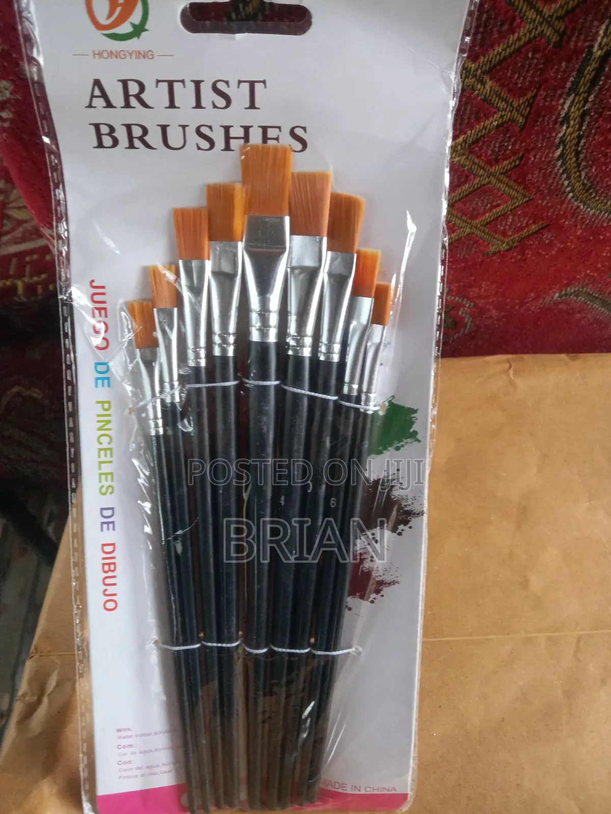 Art Brushes in Different Sizes and Design