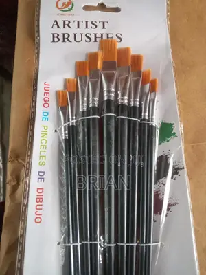 Art Brushes in Different Sizes and Design