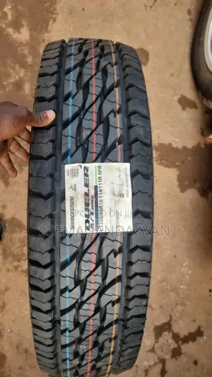 235/85r16 Dueller Bridgestone Original