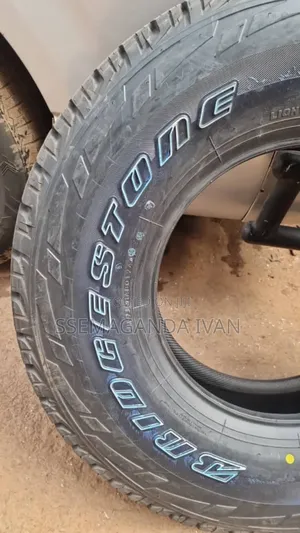235/85r16 Dueller Bridgestone Original