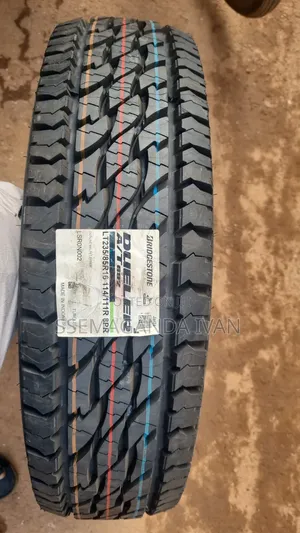 235/85r16 Dueller Bridgestone Original