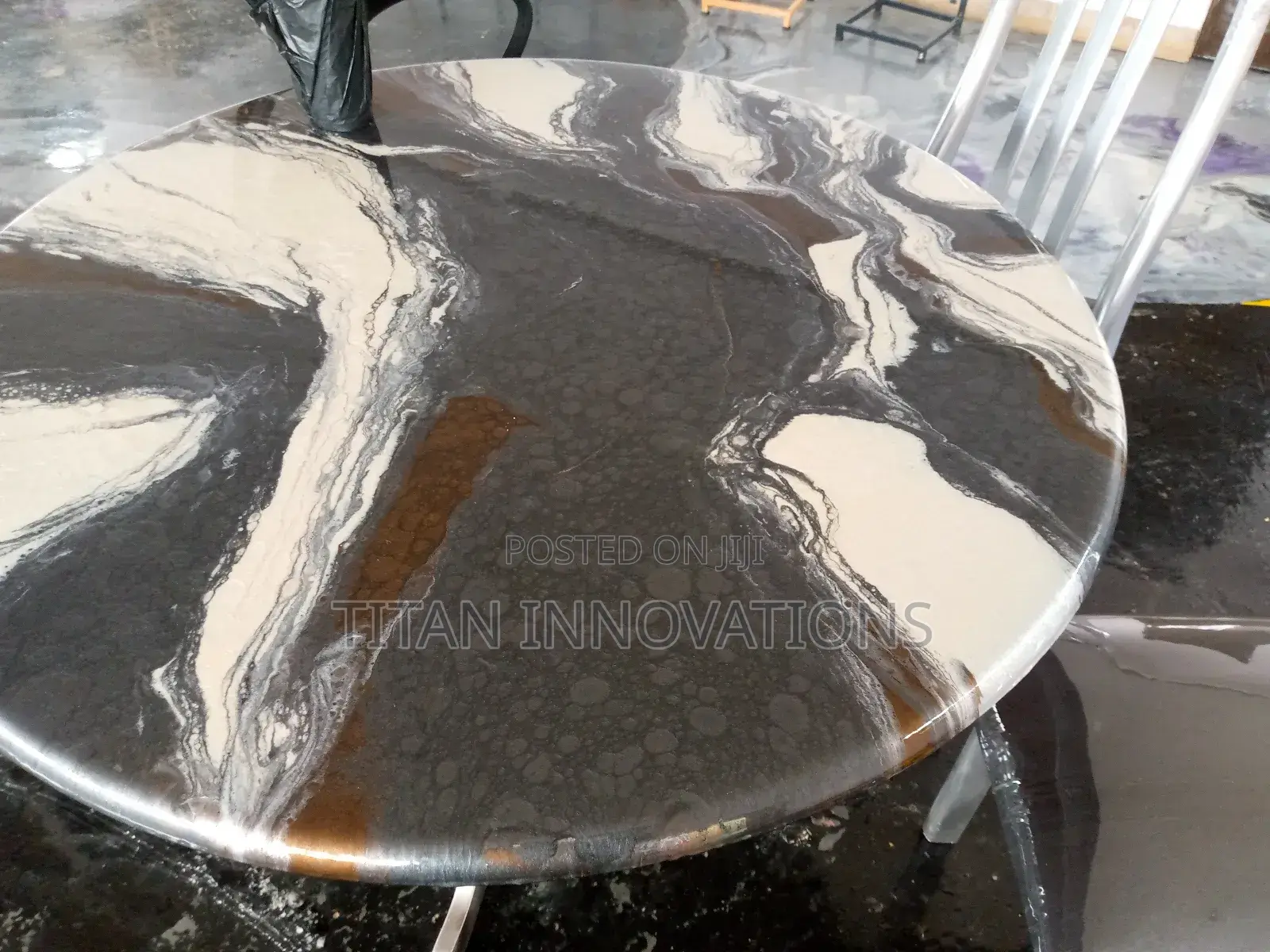 Epoxy Dinning Set - 4 Seater