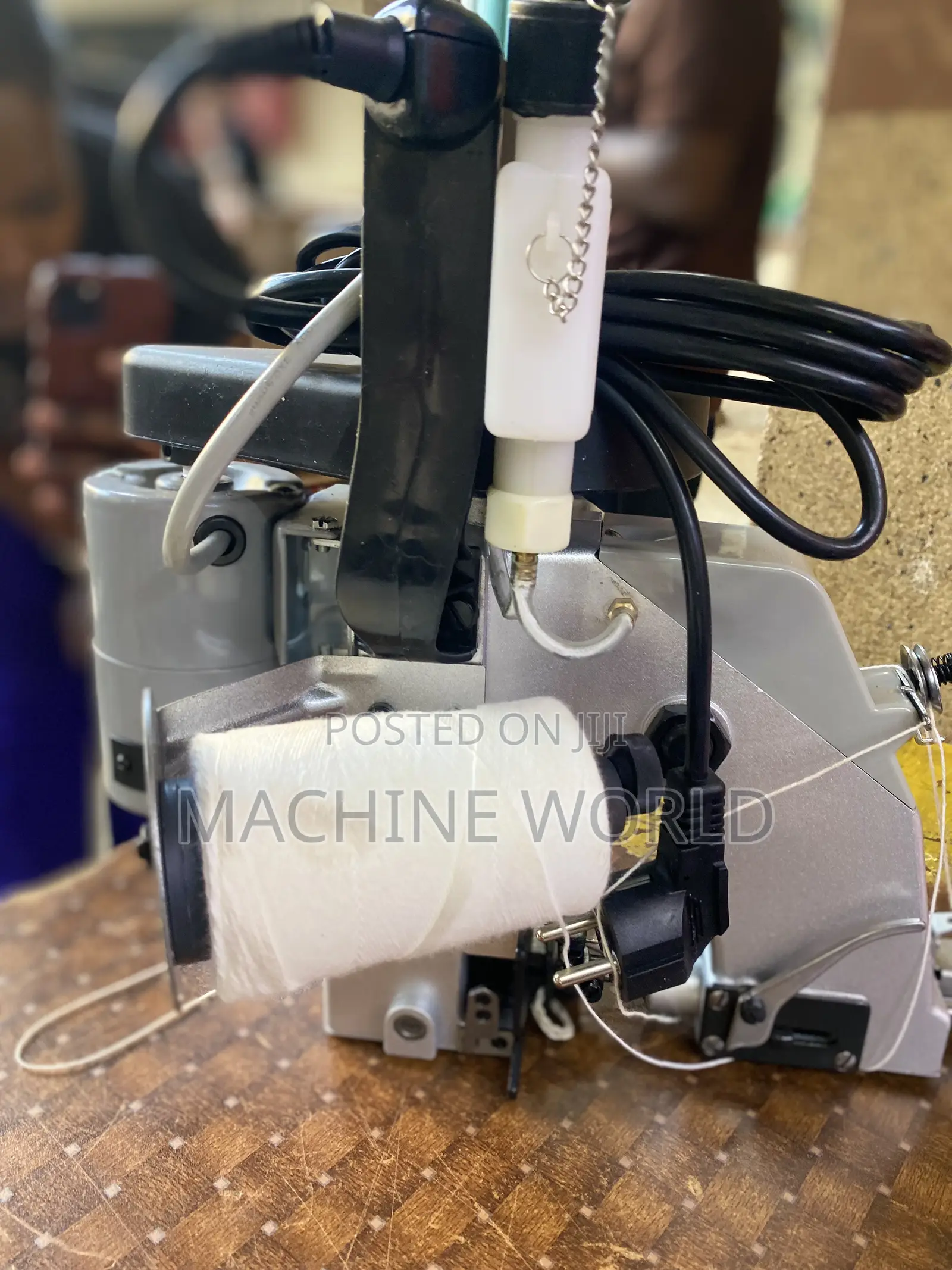 Portable Bag Closer With Threads