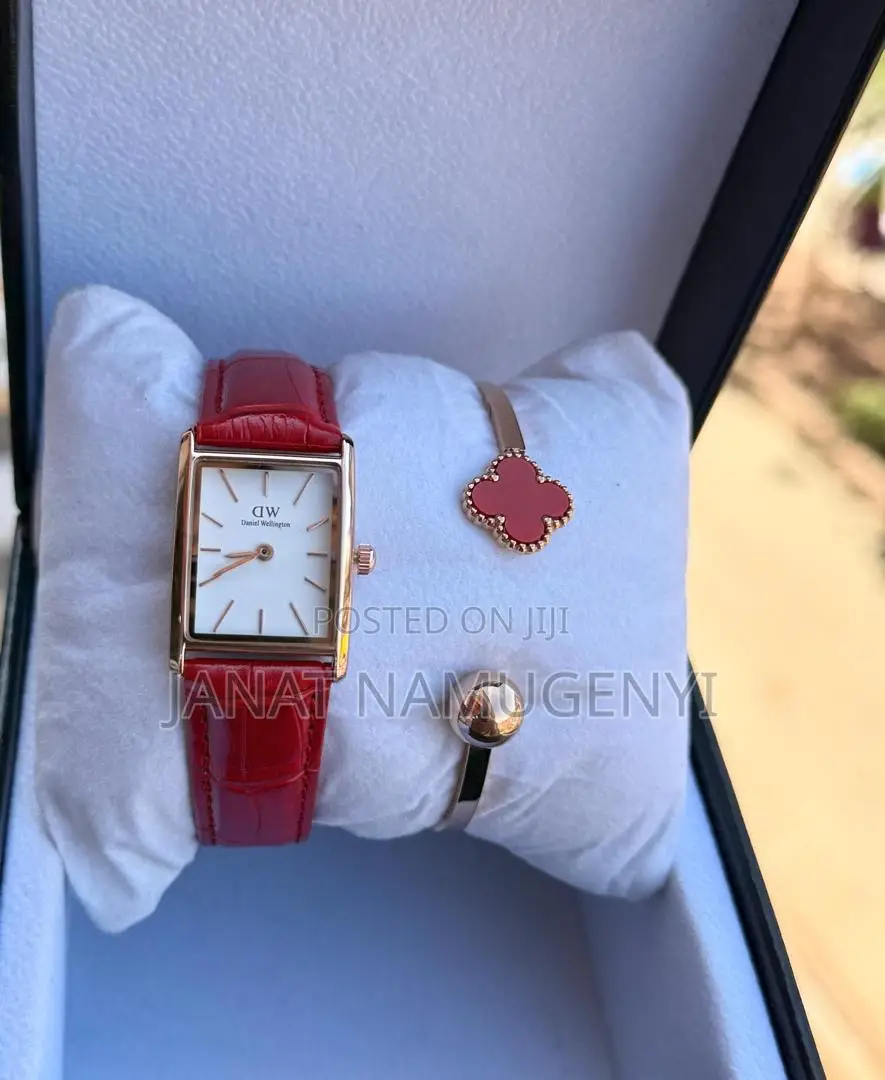 Dw Daniel Wellington Red Watch