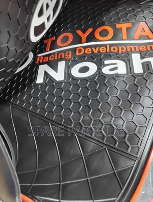 Noah Trd Car Floor Carpets