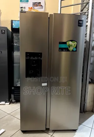 Hisense Refrigerator Side by Side 700l With Ice Maker