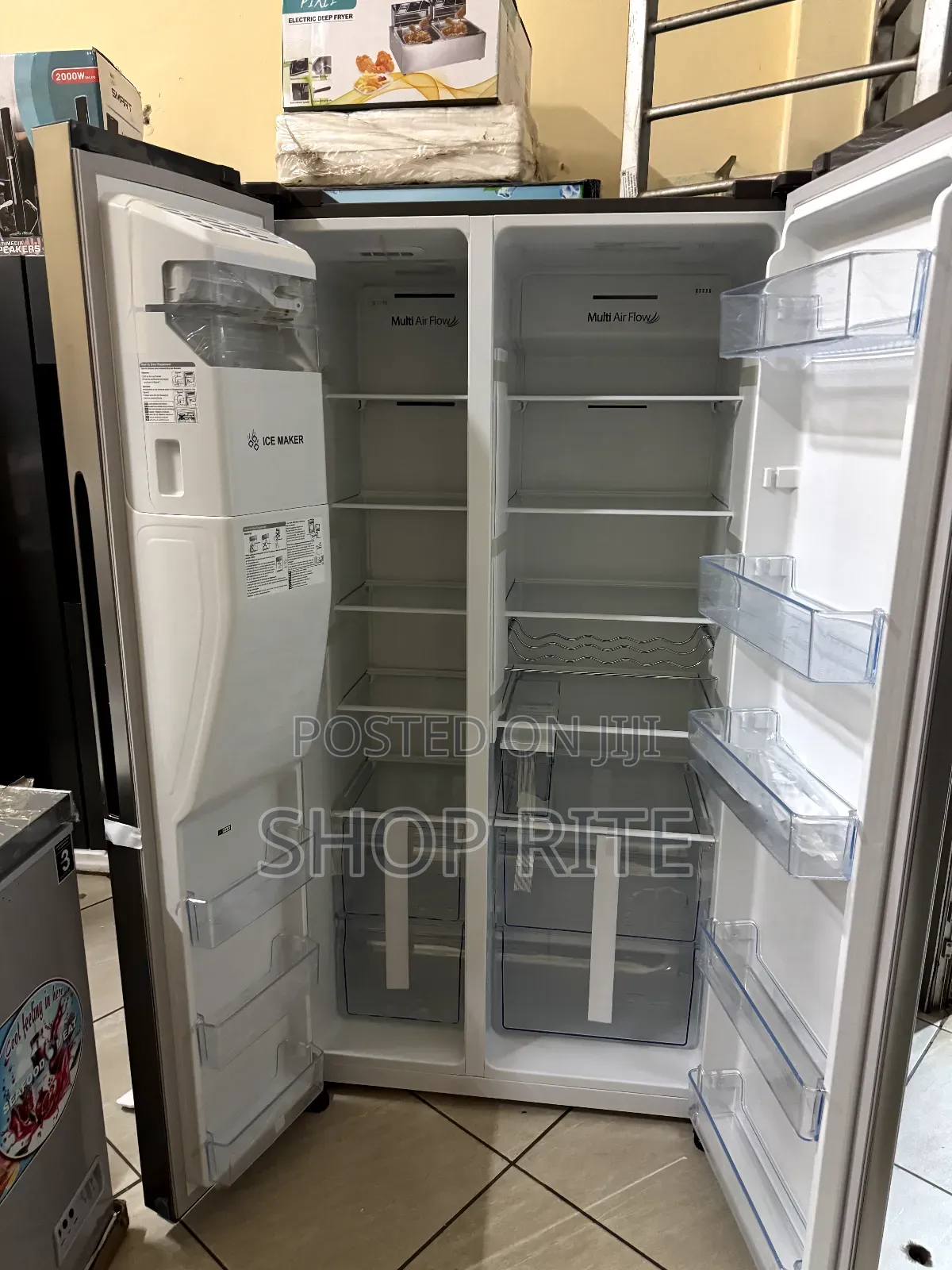 Hisense Refrigerator Side by Side 700l With Ice Maker