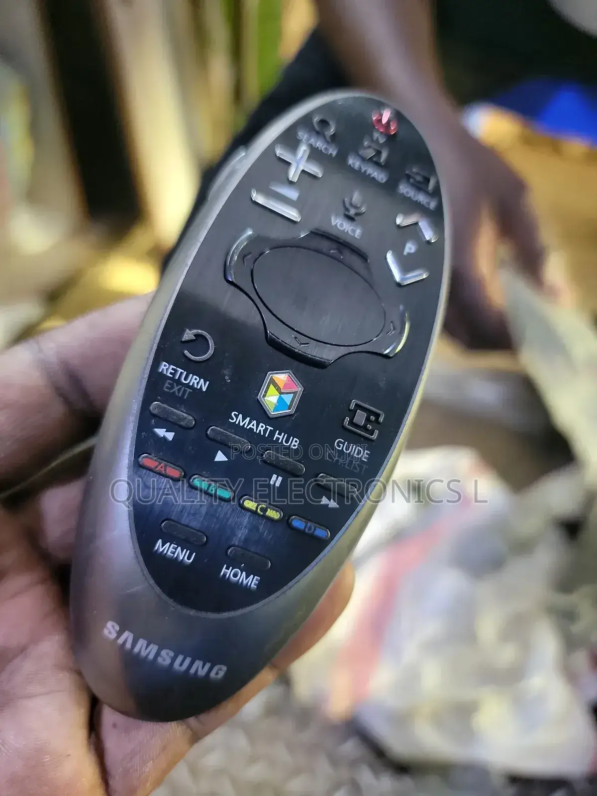 Samsung Tv Remote With Smartub and Voice Input