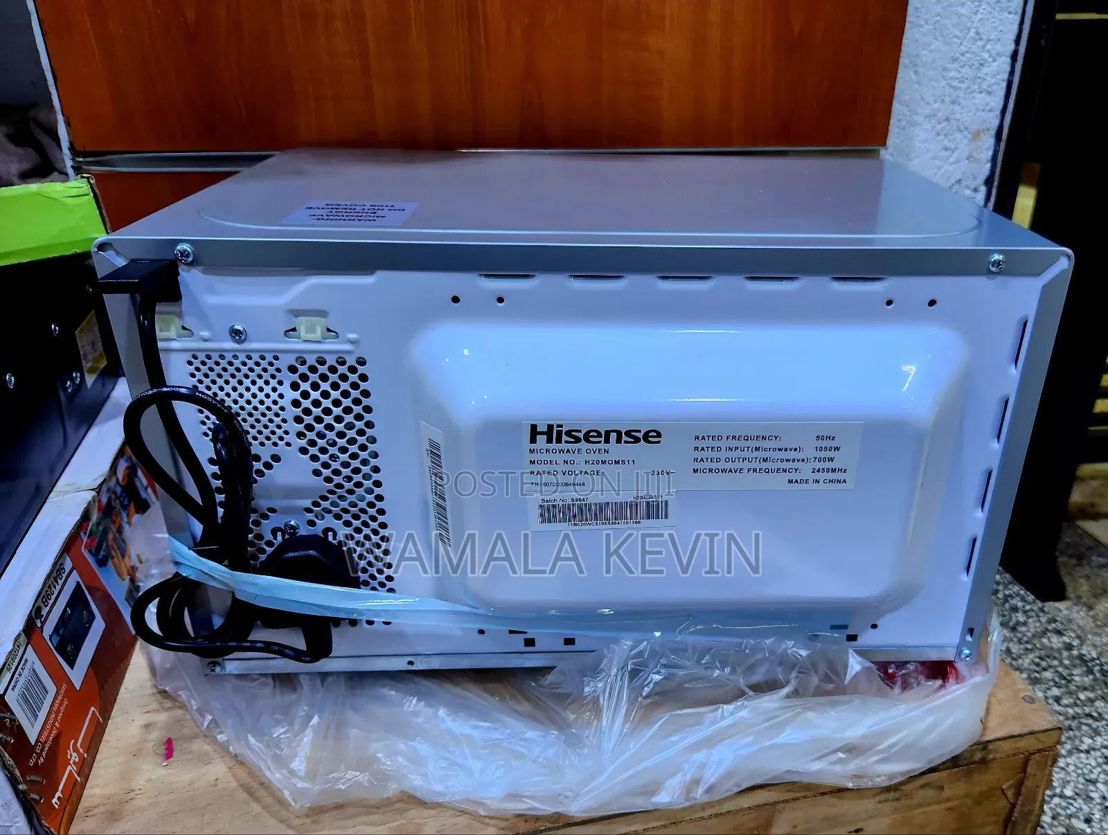 Microwave Hisense 20l