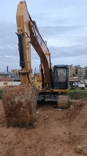 Excavator 320 Cl