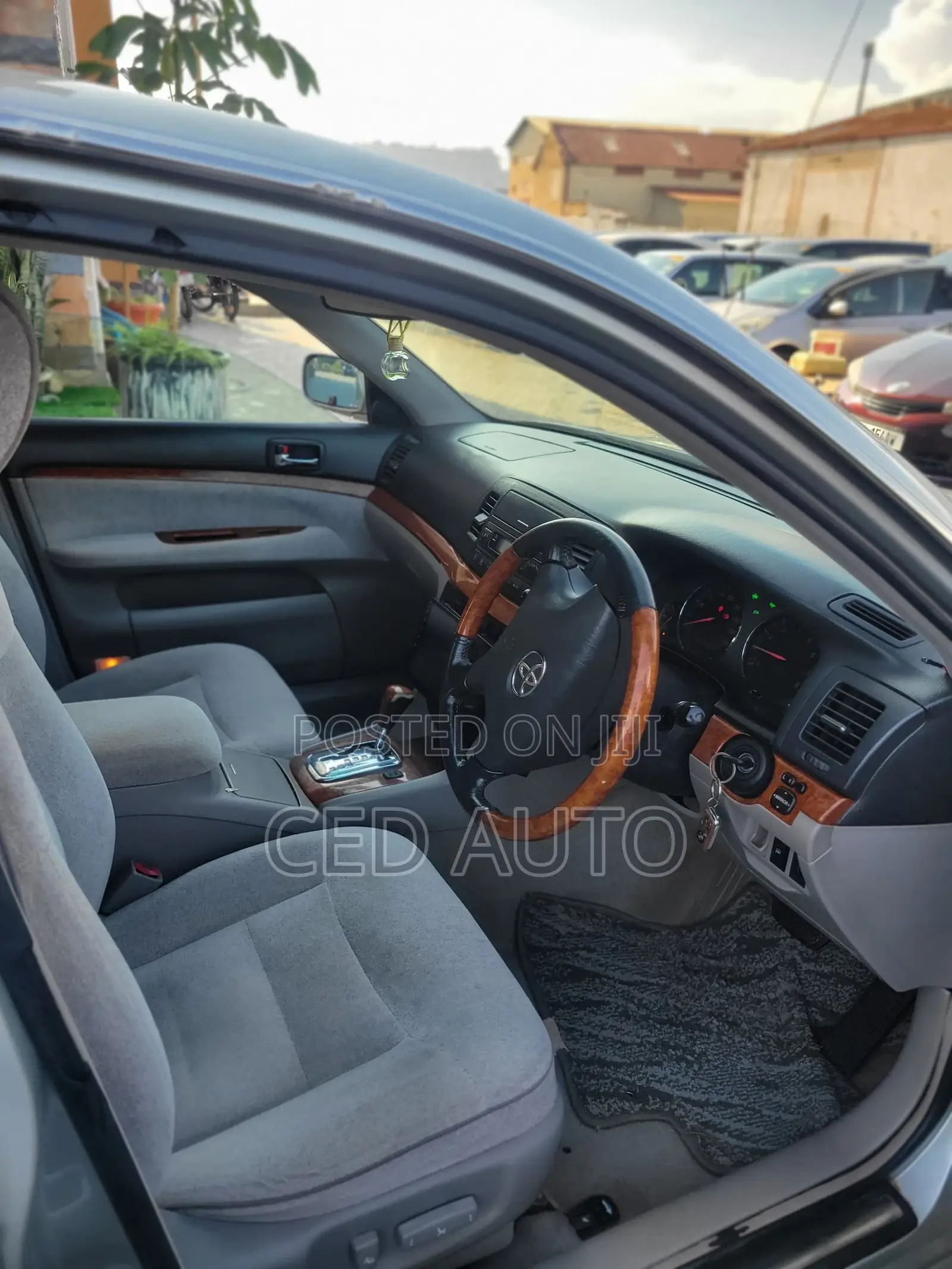 Toyota Mark II 2002 Silver